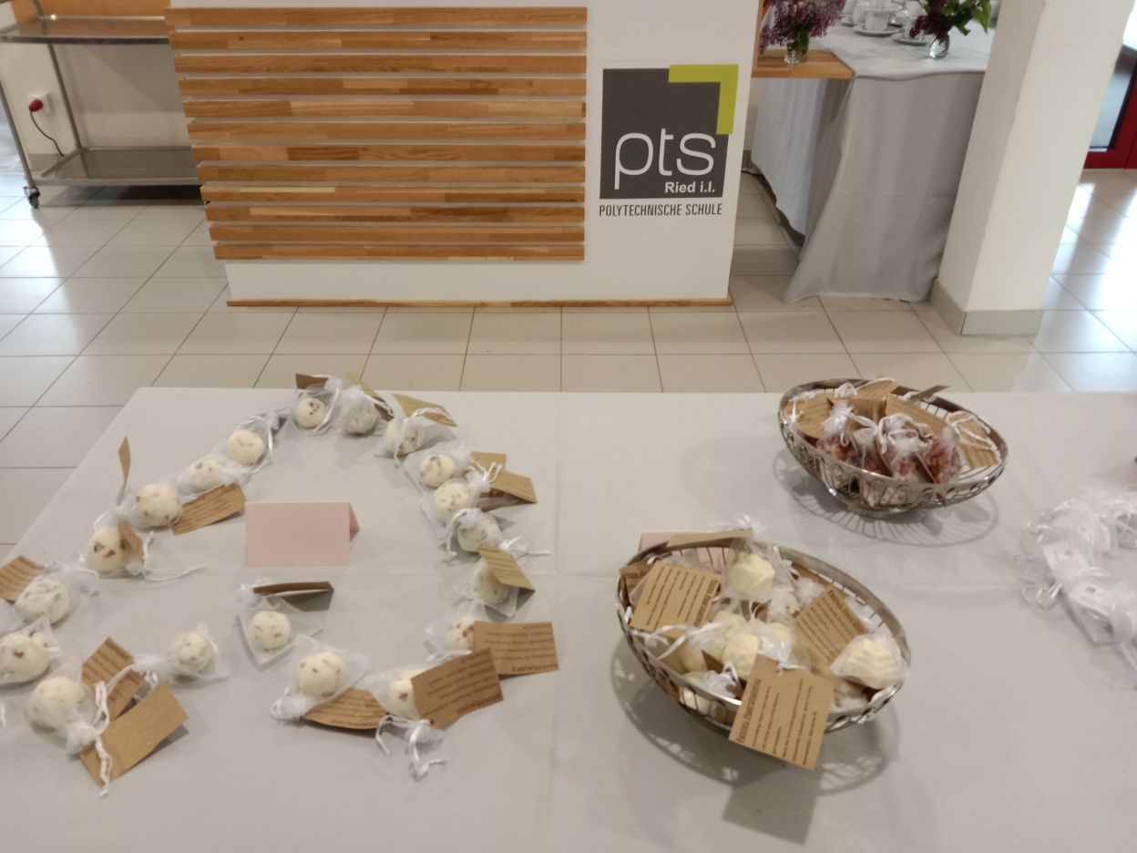 24_04_24_Verkaufsstand_Elternsprechtag