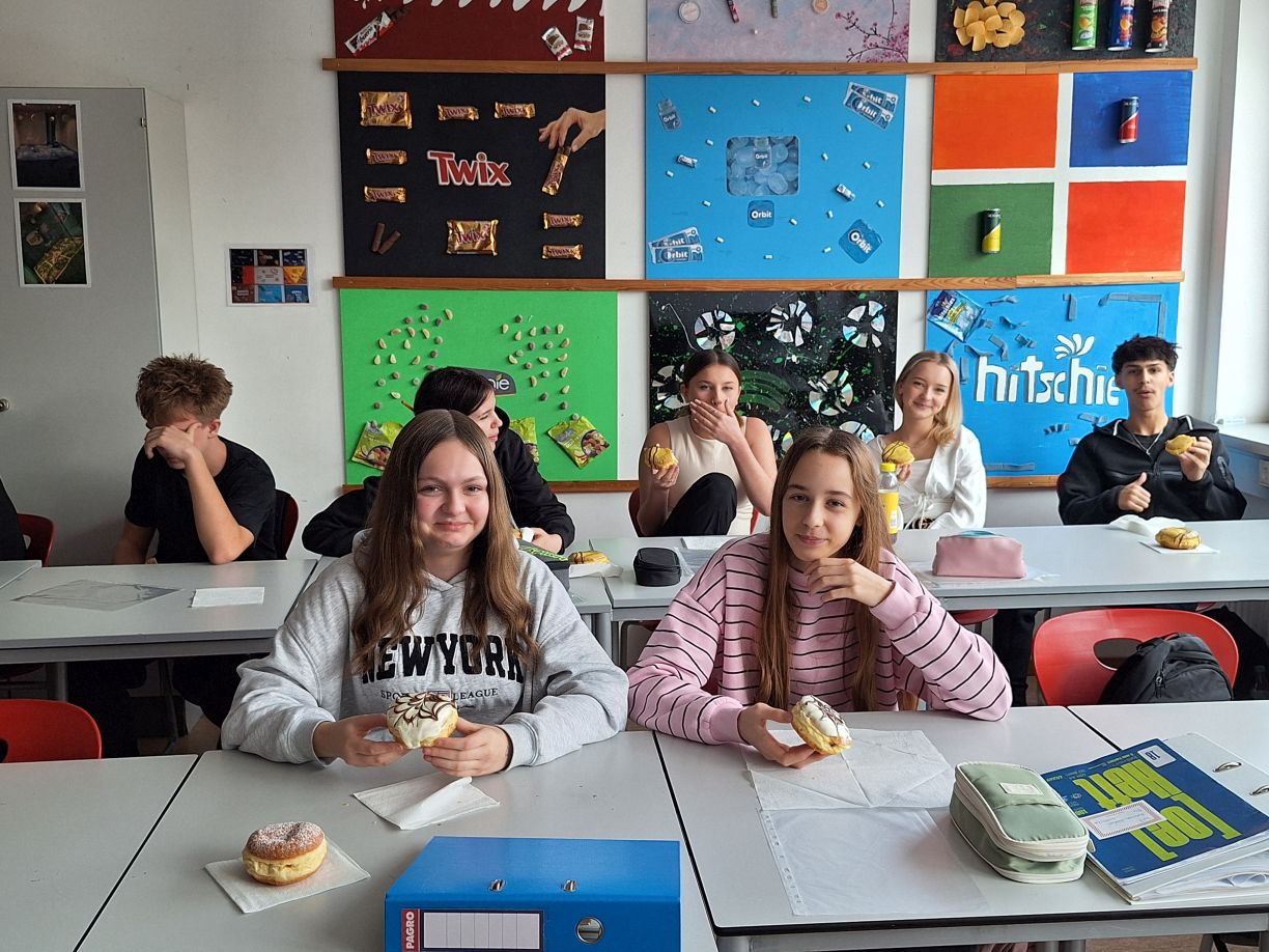 Handel Krapfen essen